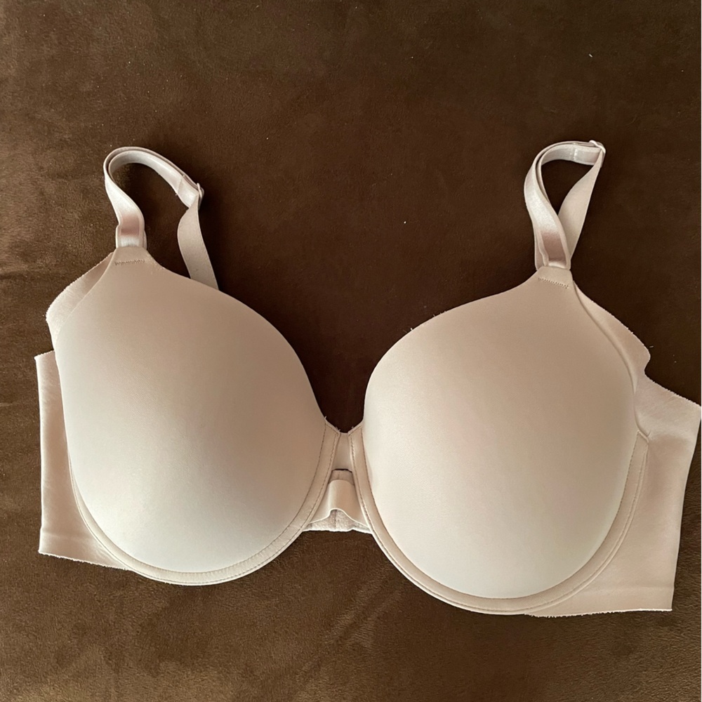 38 DD bra